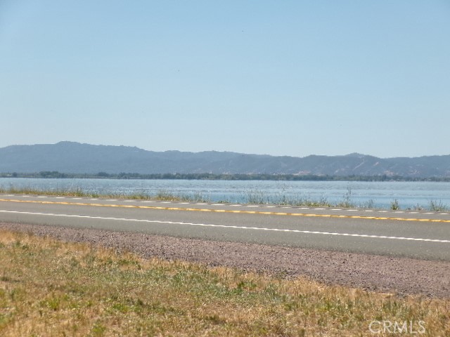 6902 Frontage Road Property Photo 3