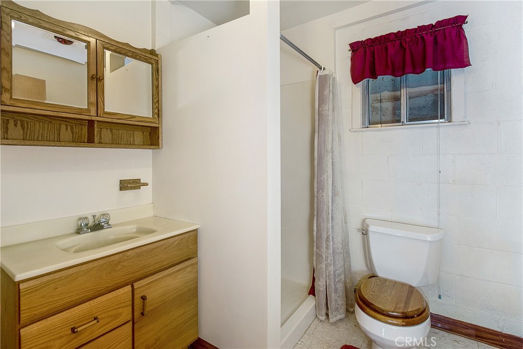 1524 Martin Street Property Photo 23