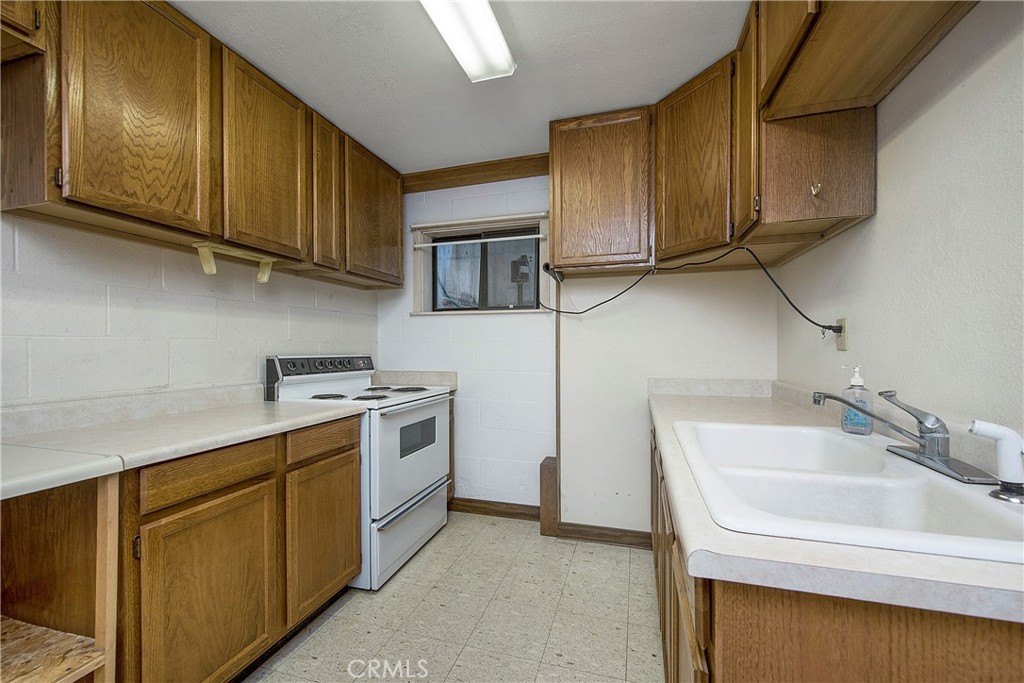 1524 Martin Street Property Photo 24