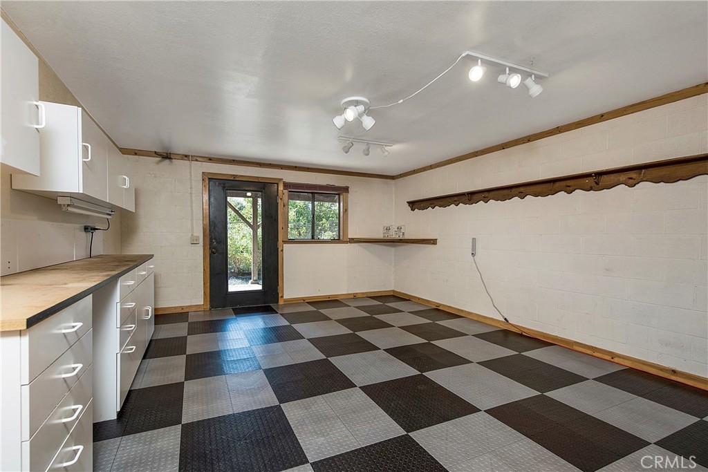 1524 Martin Street Property Photo 25