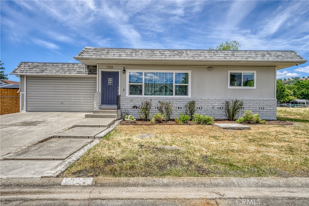 12929 Lakeland Street Property Photo 1