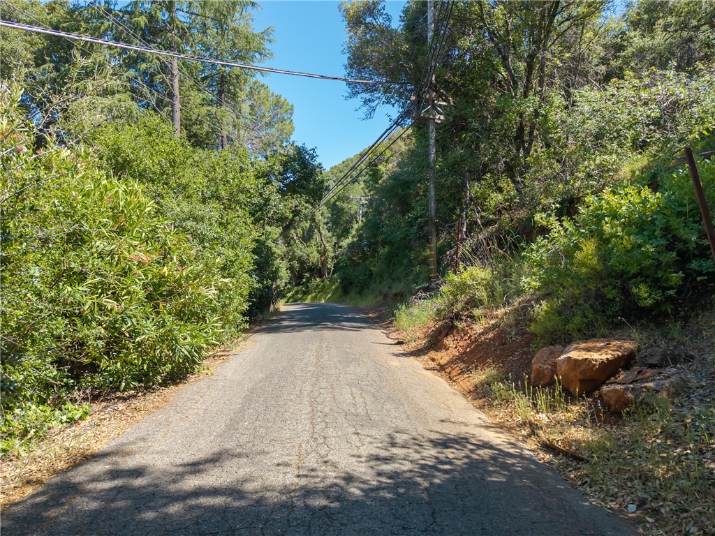 9185 Konocti Bay Road Property Photo 7