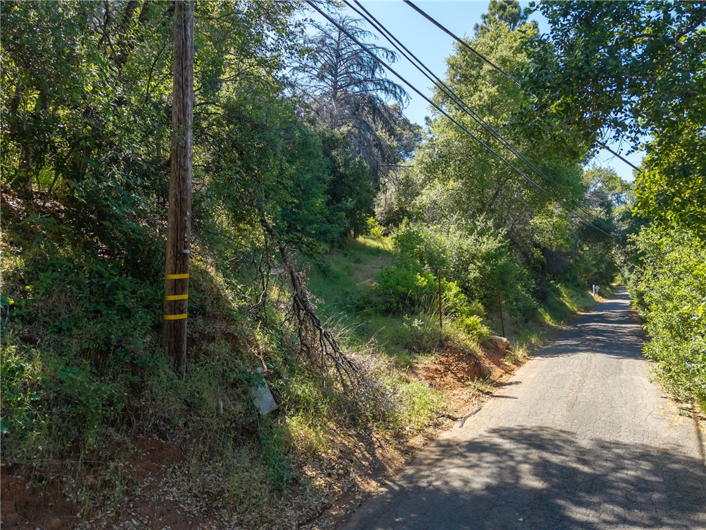 9185 Konocti Bay Road Property Photo 8