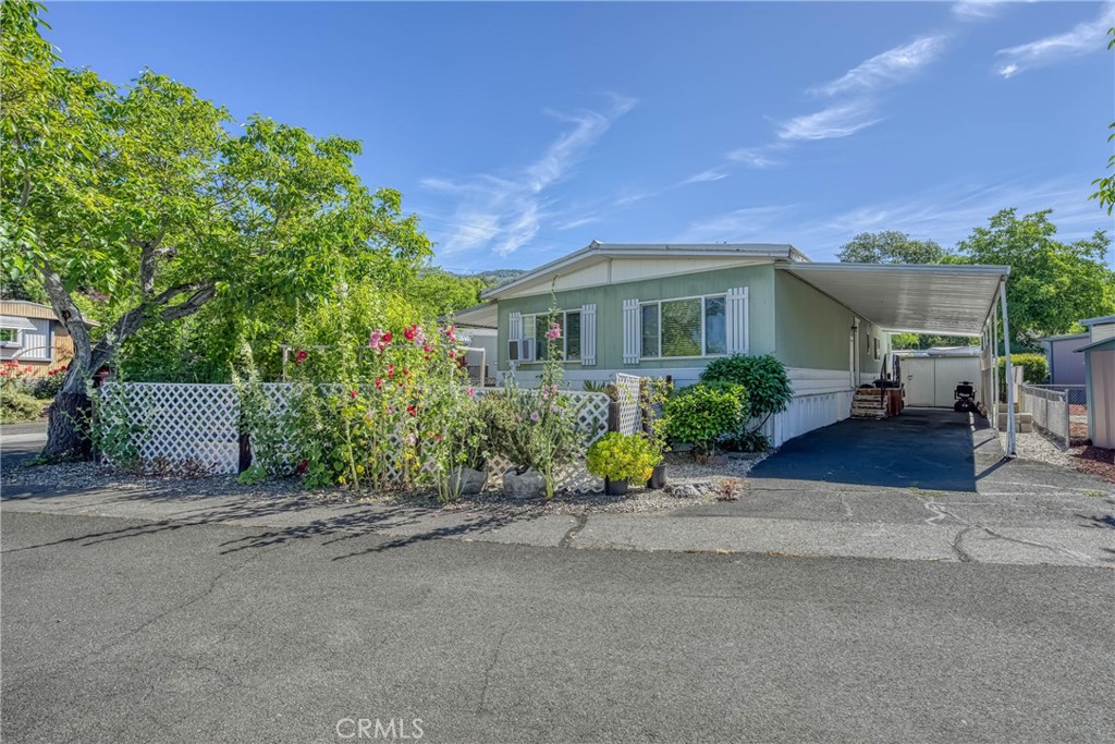 5890 E Highway 20 47 Property Photo 1