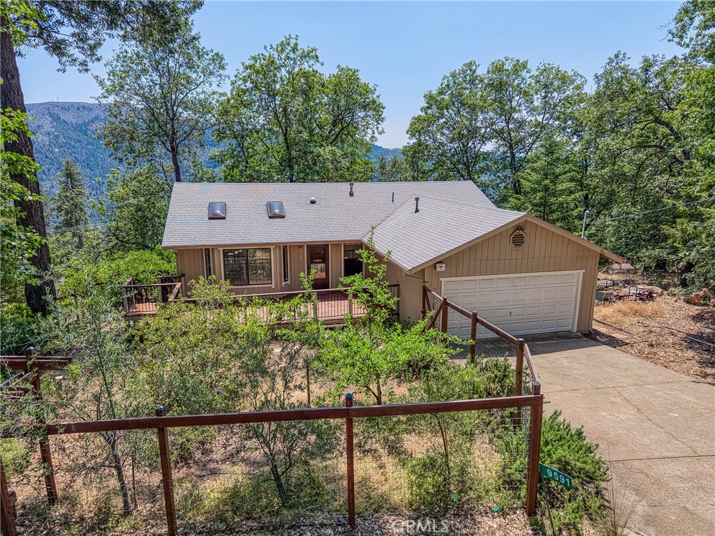 9591 Lassen Drive Property Photo 1