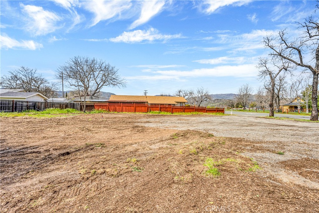 21321 State Highway 175 Property Photo 9