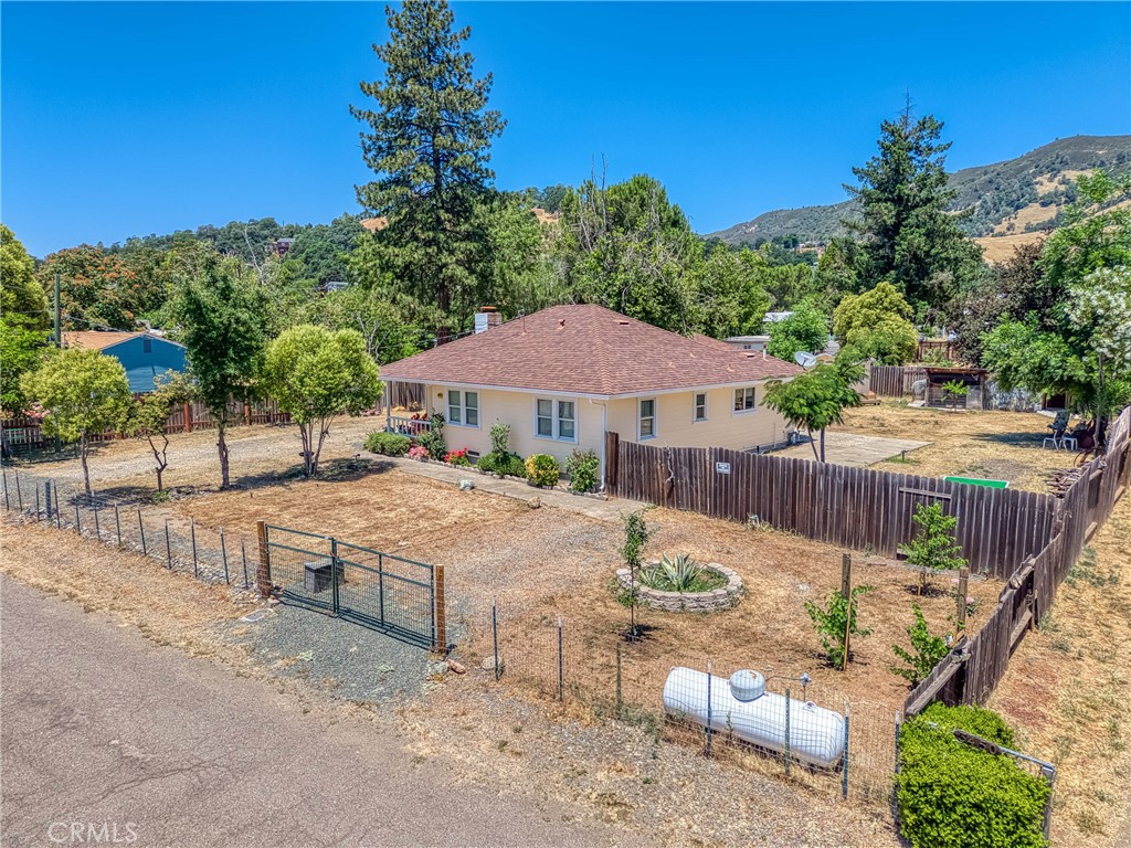 3440 Beach Street Property Photo 1