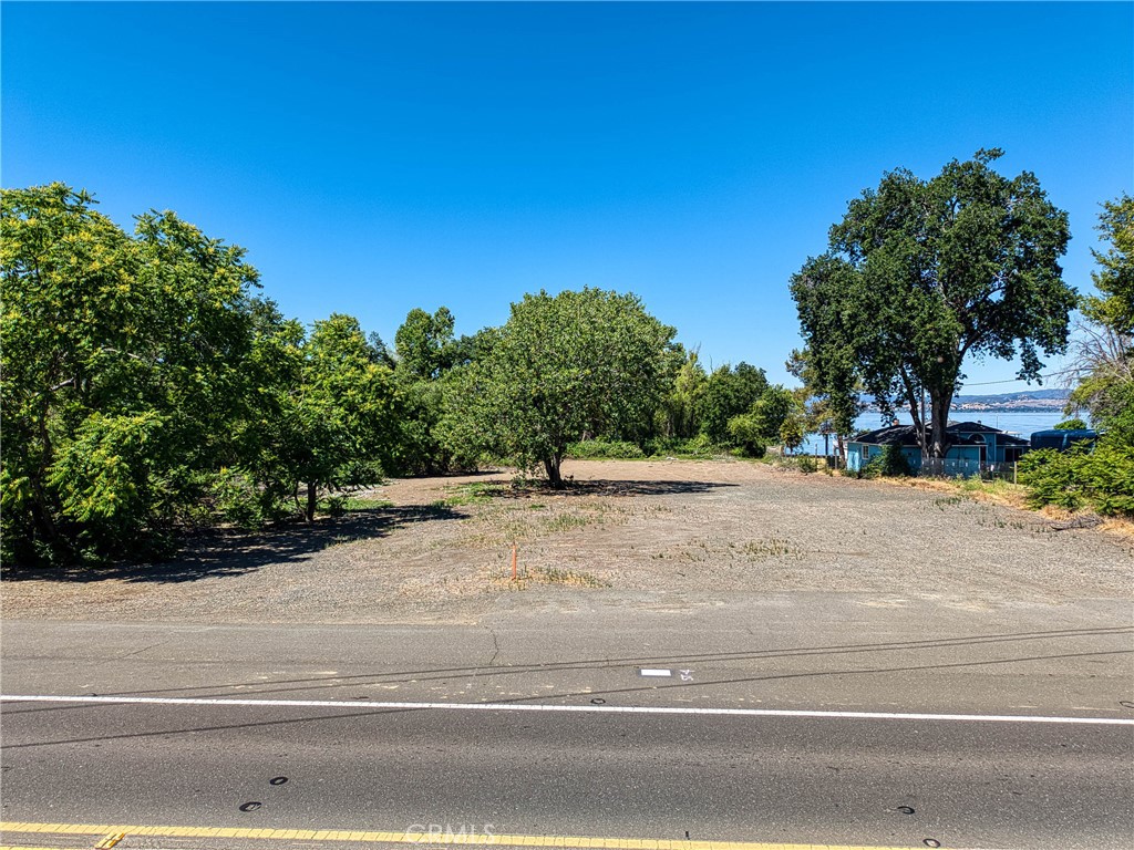 5905 E Highway 20 Property Photo 4