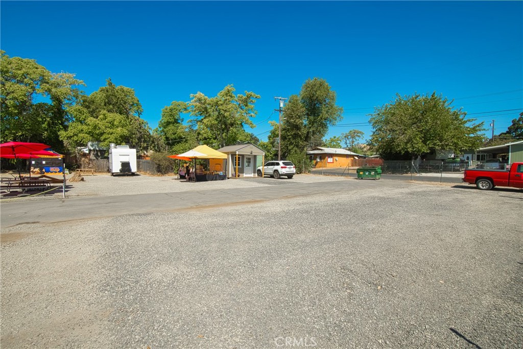 14530 Lakeshore Drive Property Photo 8