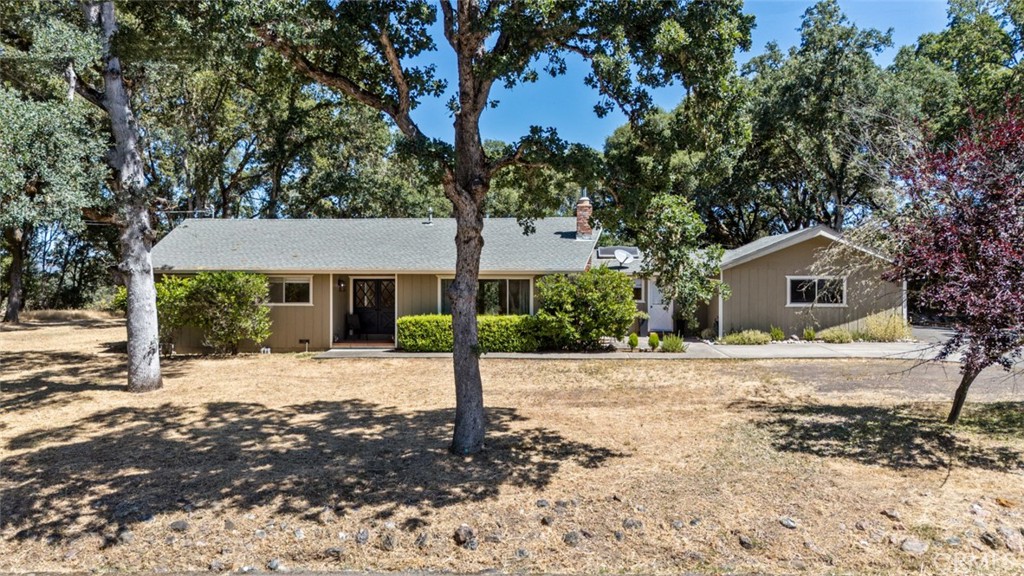 1620 Deerwood Drive Property Photo 1