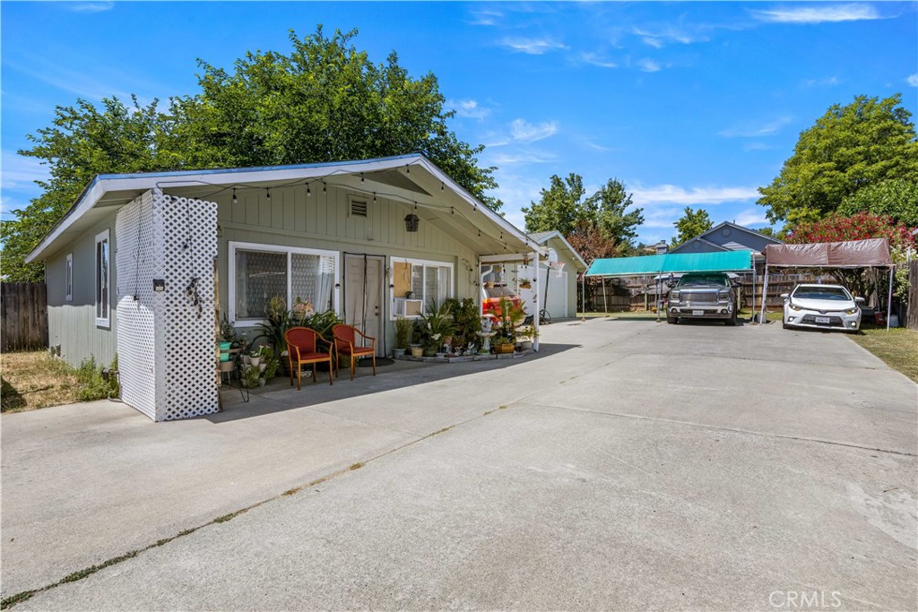 4235 Lakeshore Boulevard Property Photo 11