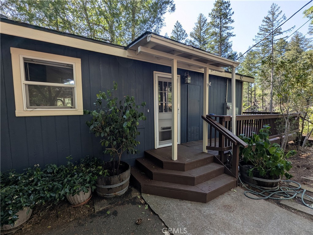 16121 Golf Road Property Photo 1