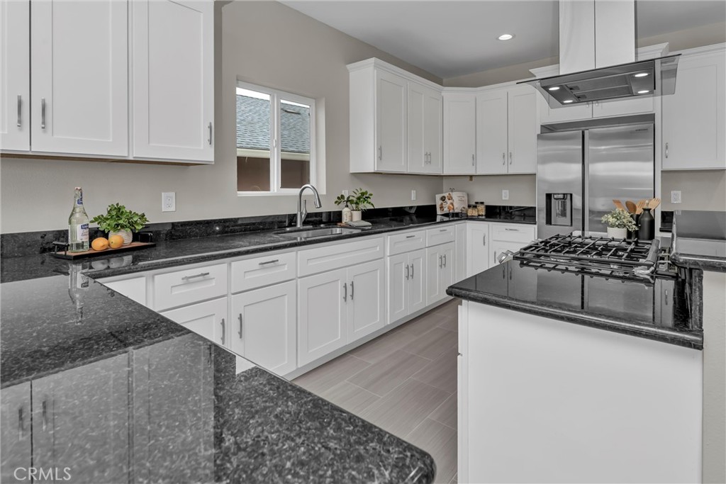 11911 Lakeshore Drive Property Photo 11