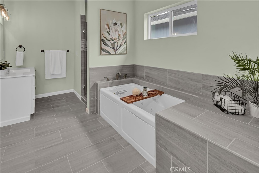 11911 Lakeshore Drive Property Photo 18