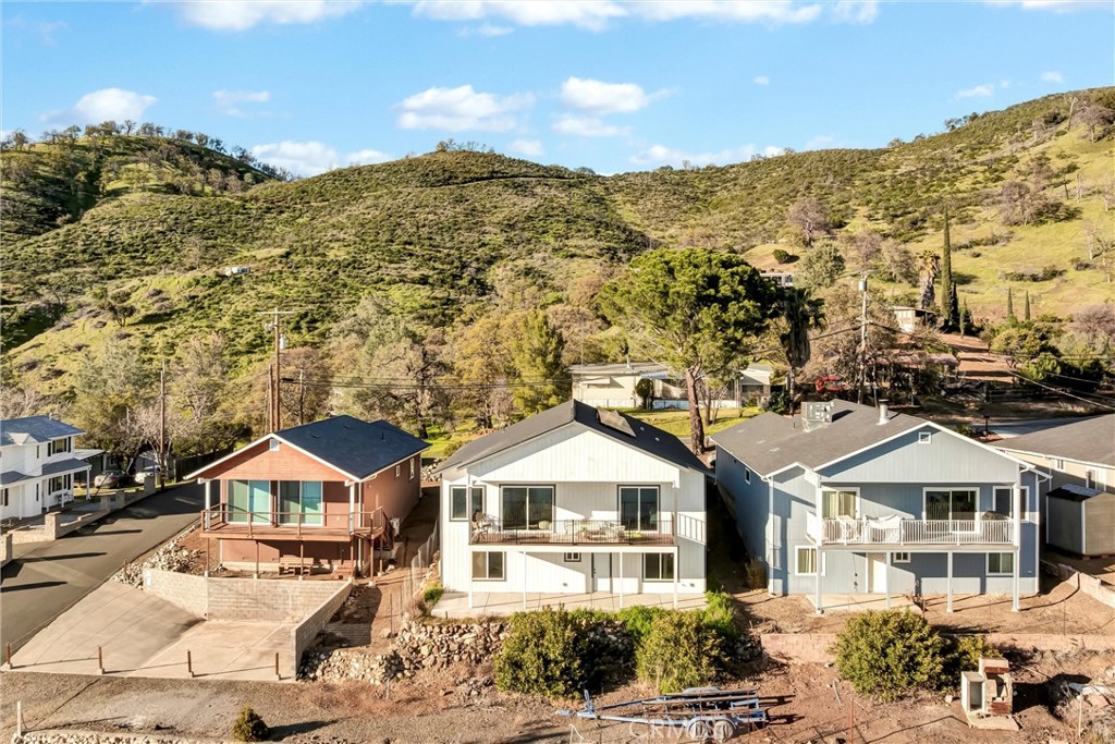 11911 Lakeshore Drive Property Photo 31