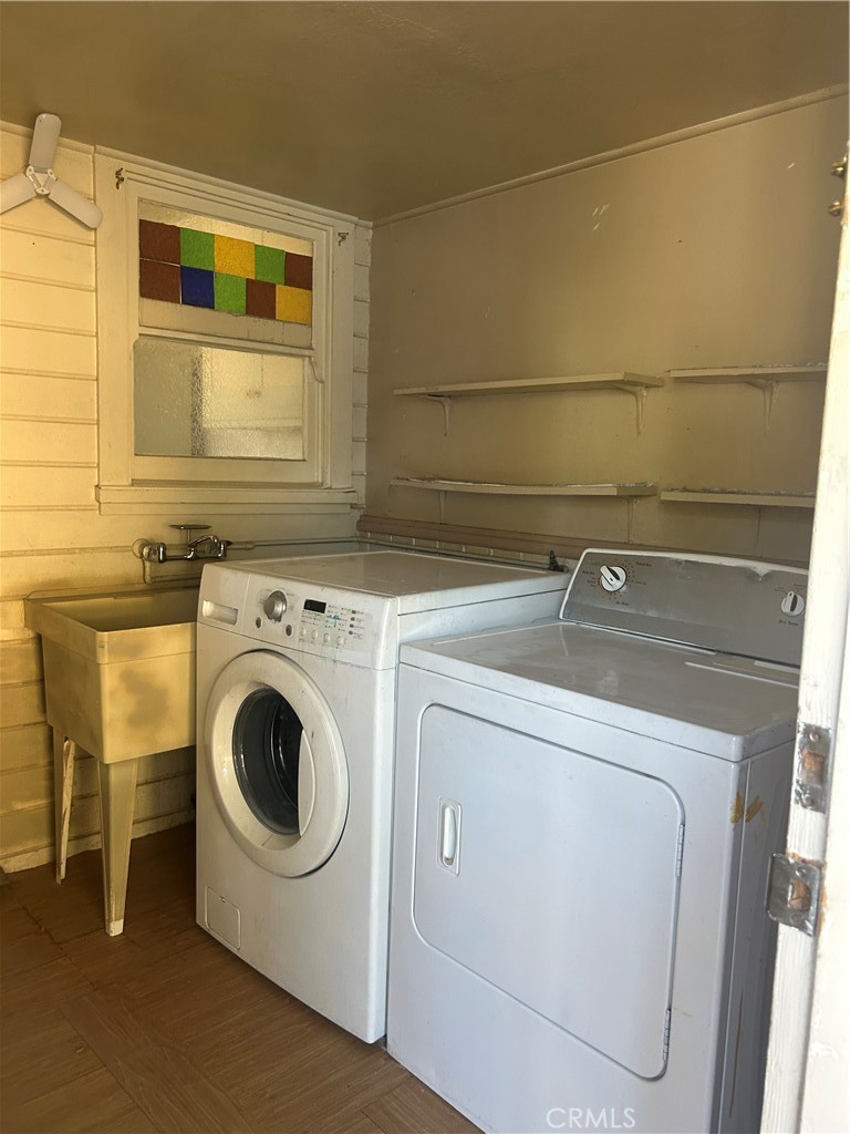 970 11th Property Photo 9