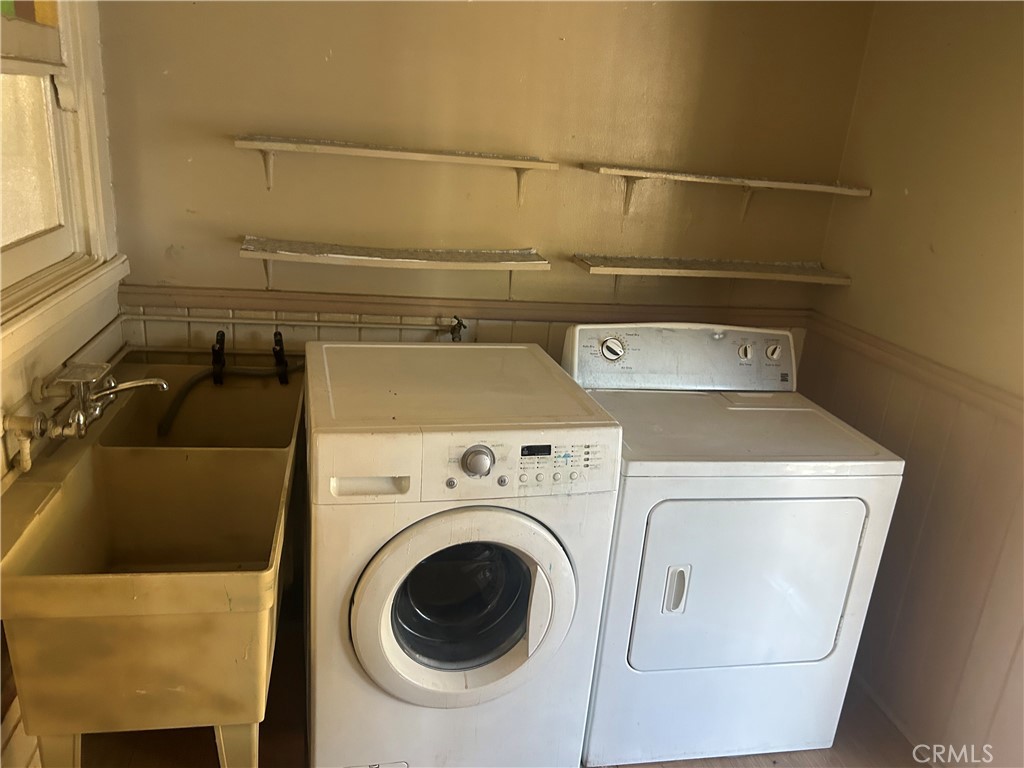 970 11th Property Photo 35