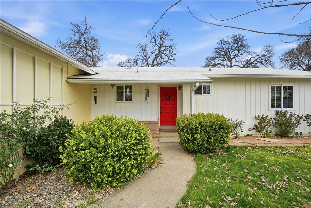 15050 Lakeview Way Property Photo 2