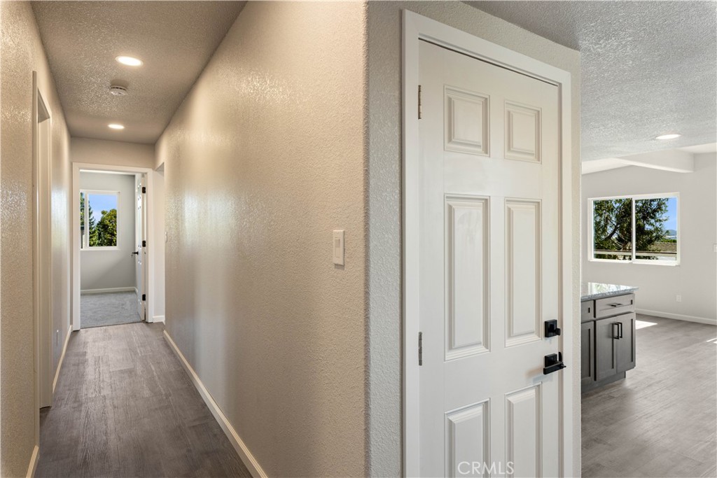 10325 Fairway Drive Property Photo 14