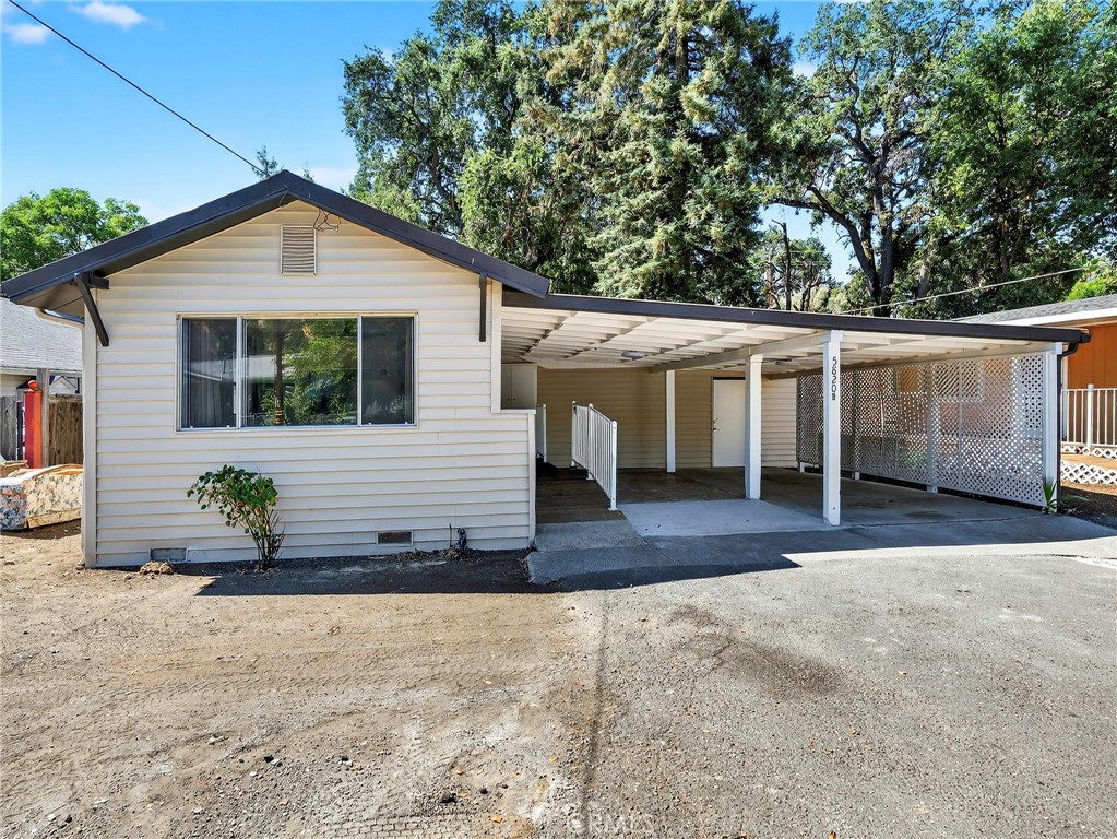 5820 Grove St. Property Photo 15