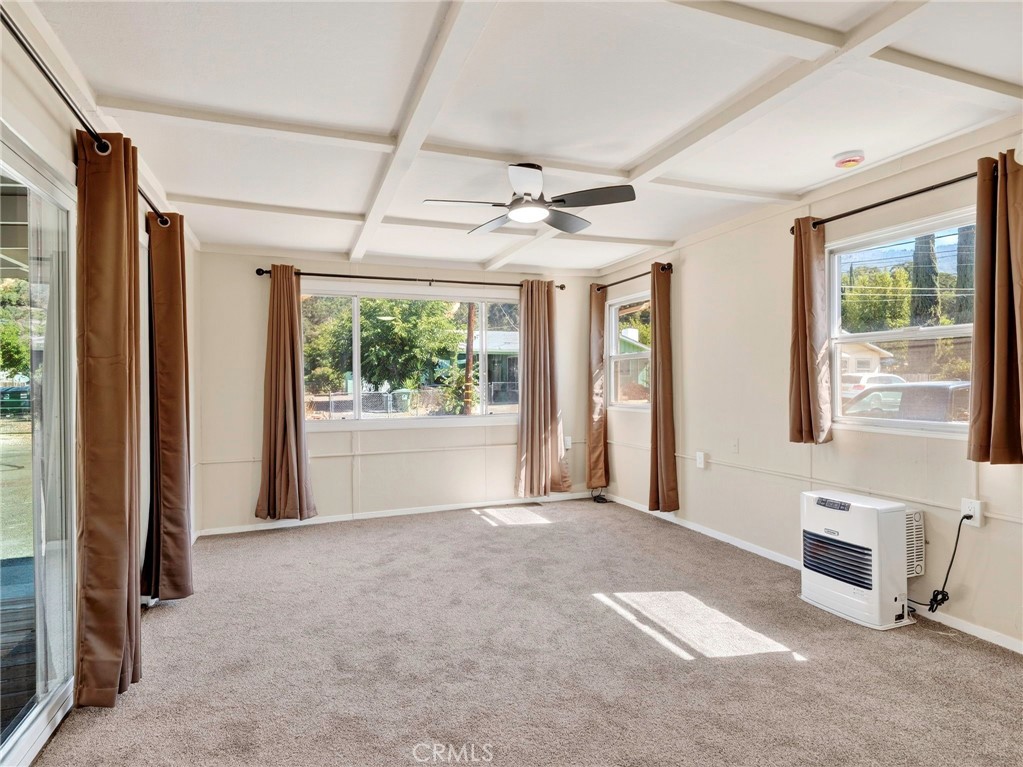 5820 Grove St. Property Photo 16