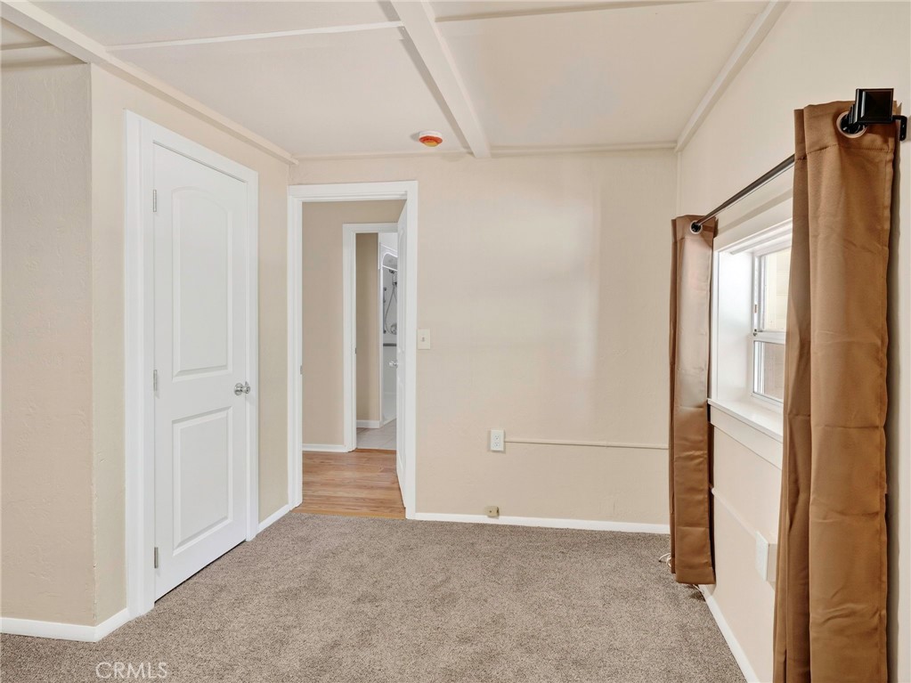 5820 Grove St. Property Photo 18