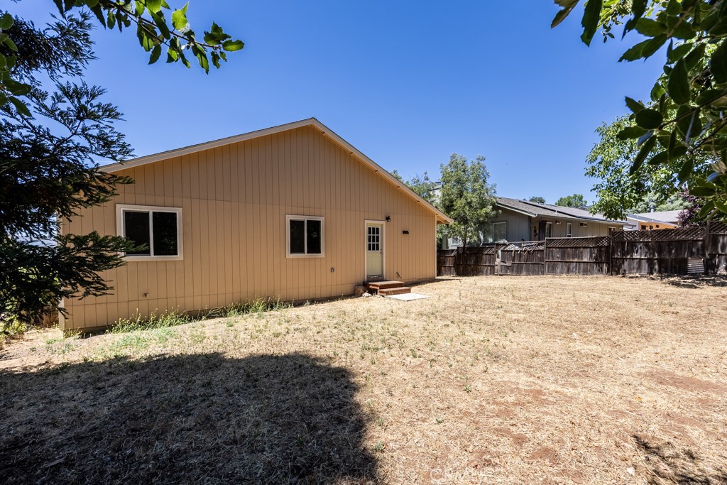 19208 Stonegate Road Property Photo 29