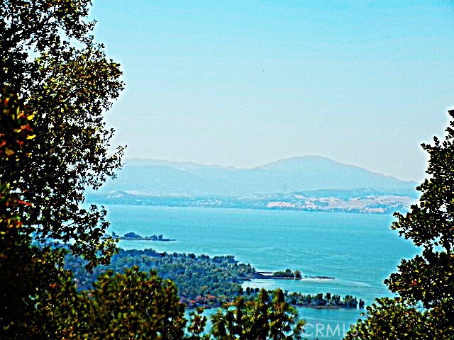 3122 Skyline Drive Property Photo 2