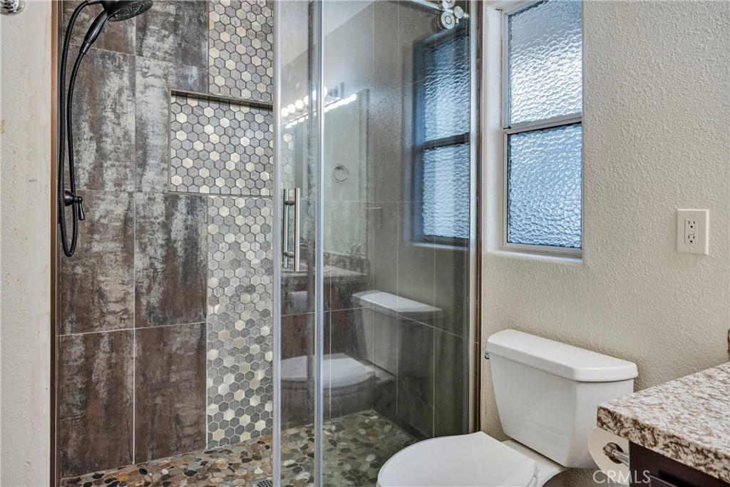 18230 Hidden Valley Road Property Photo 13