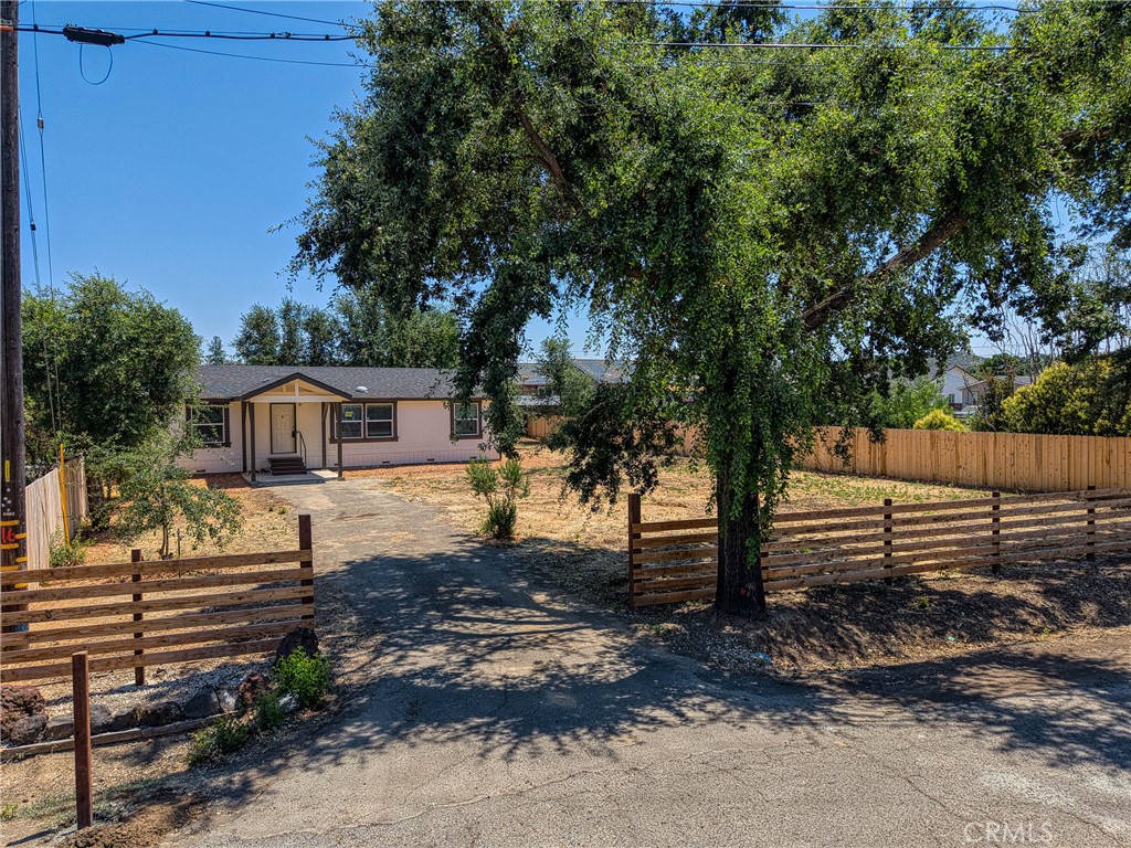 8872 Quarterhorse Lane Property Photo 1