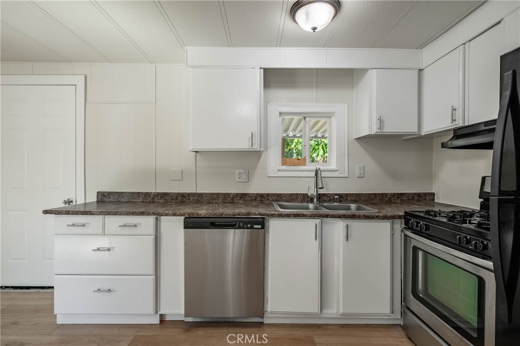 12888 4th Street Property Photo 8