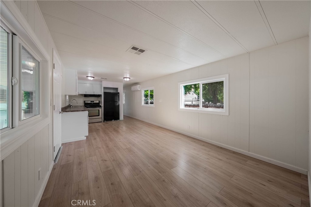 12888 4th Street Property Photo 11