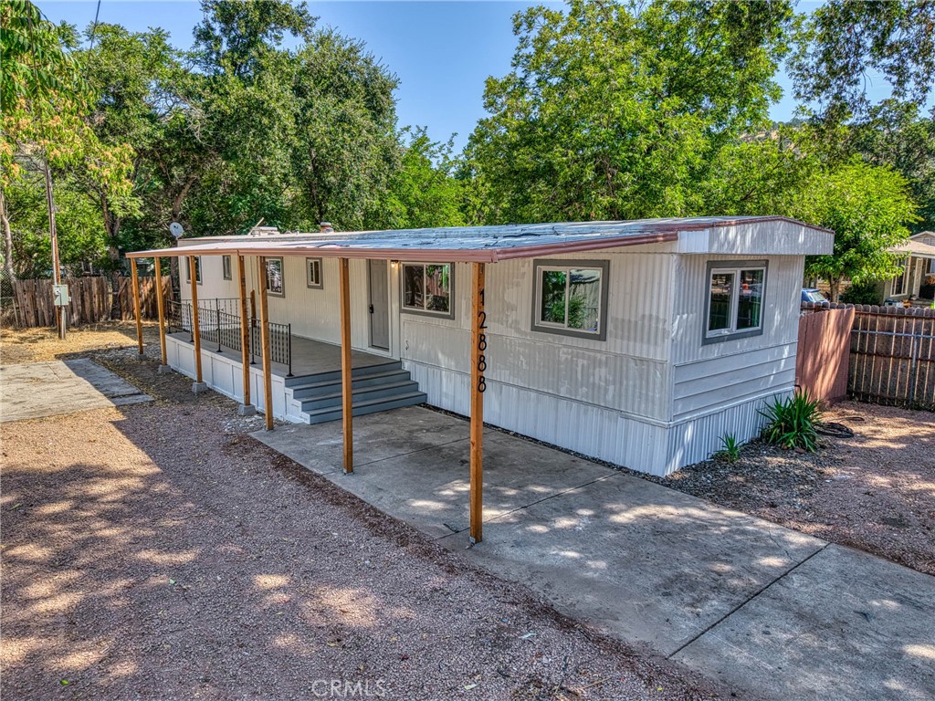 12888 4th Street Property Photo 23