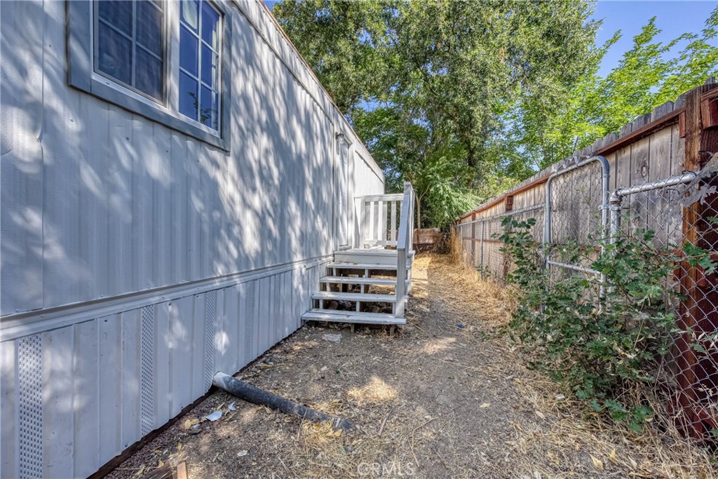 12888 4th Street Property Photo 28