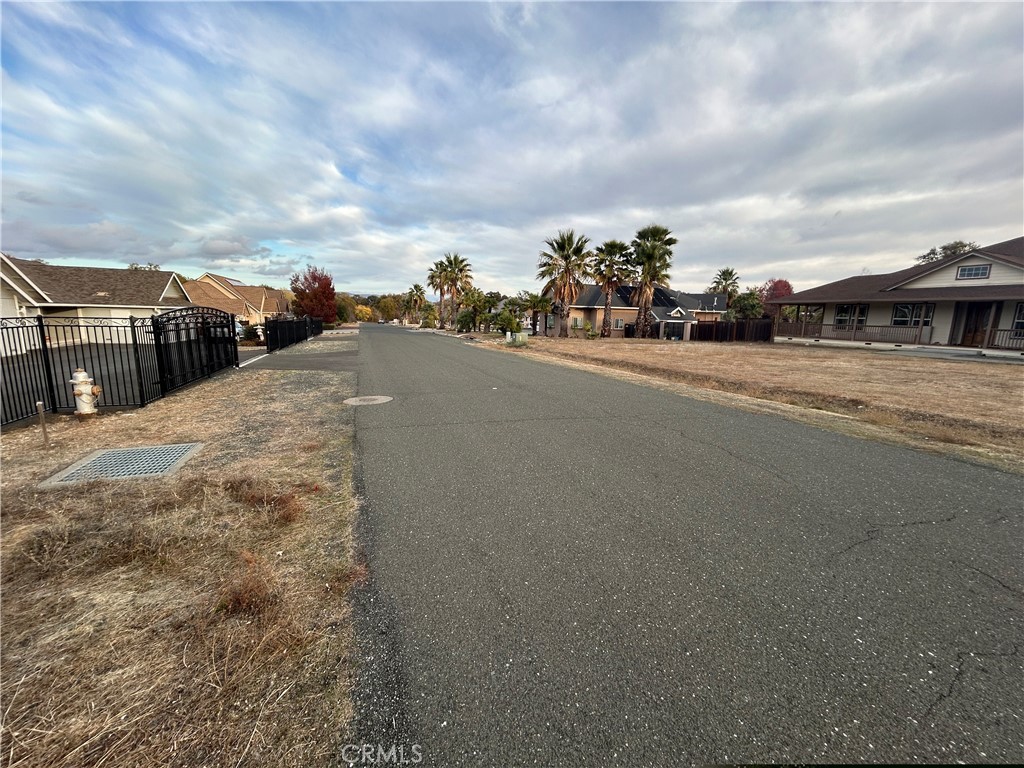 1250 Oak Park Way Property Photo 8
