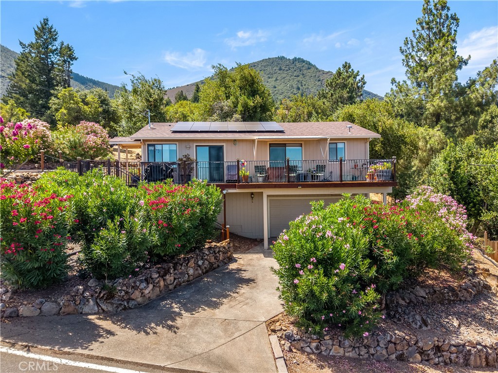 8640 Harbor View Drive Property Photo 1