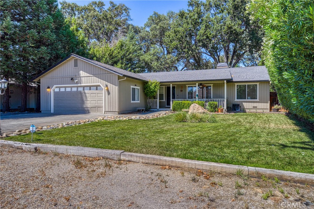 18164 Fishhook Court Property Photo 3