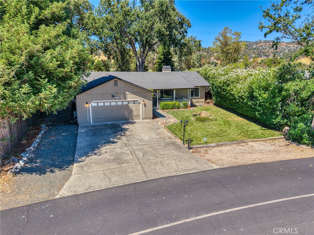 18164 Fishhook Court Property Photo 8