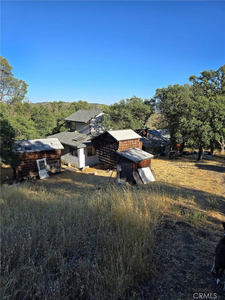 728 Watertrough Road Property Photo 16