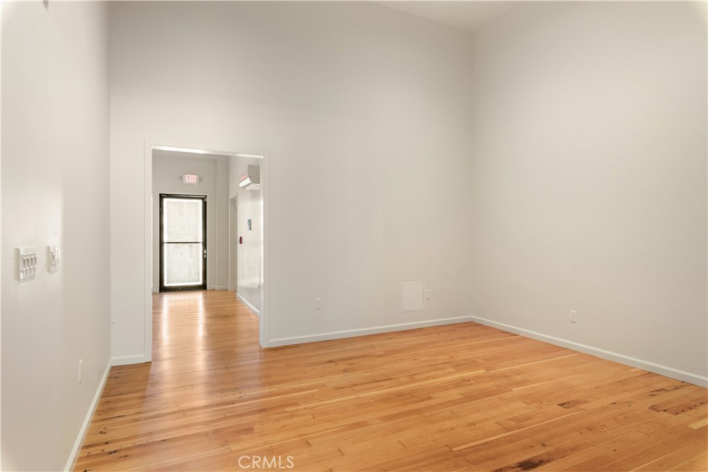 302 N Main Street Property Photo 13