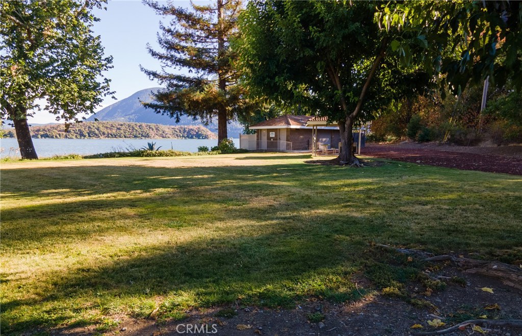 8336 Paradise Valley Boulevard Property Photo 18