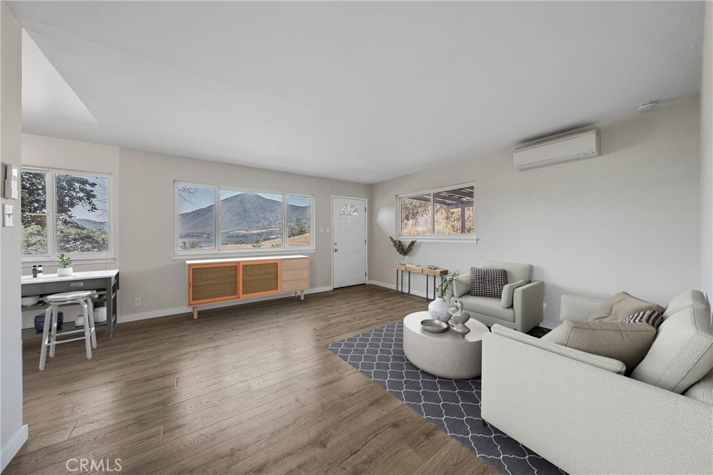 10670 Lakeshore Drive Property Photo 6