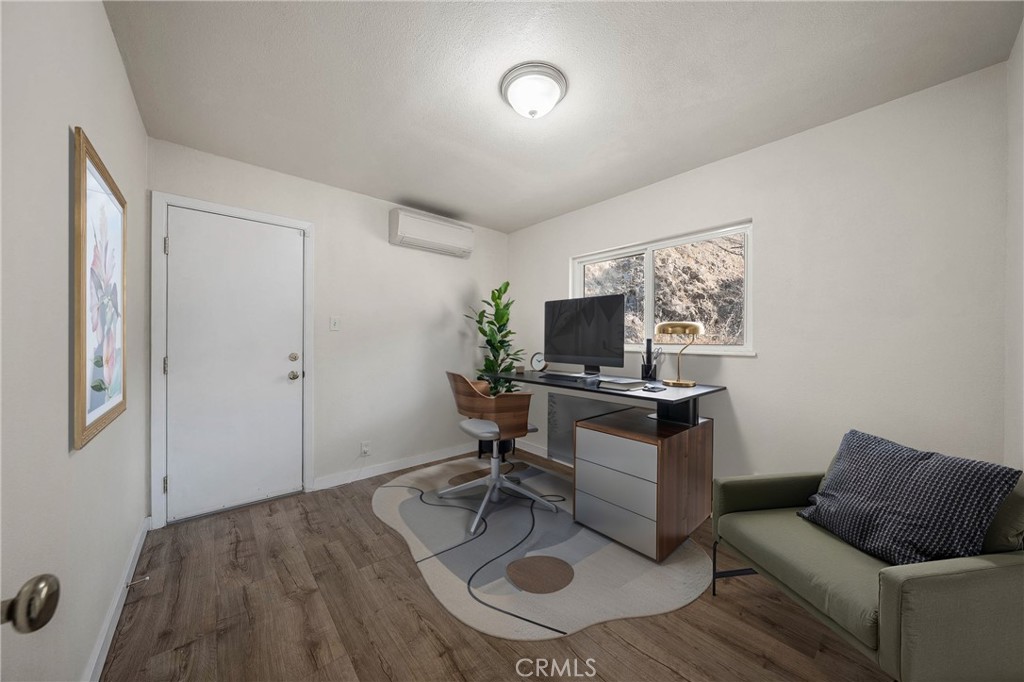 10670 Lakeshore Drive Property Photo 7