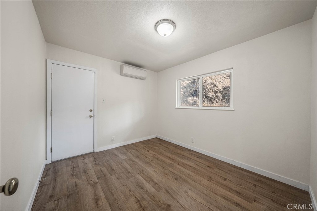 10670 Lakeshore Drive Property Photo 15