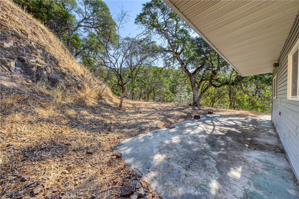 10670 Lakeshore Drive Property Photo 20