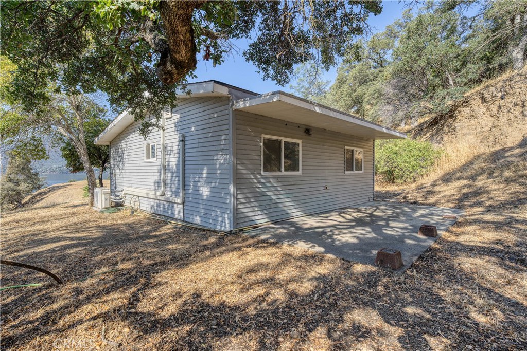 10670 Lakeshore Drive Property Photo 22