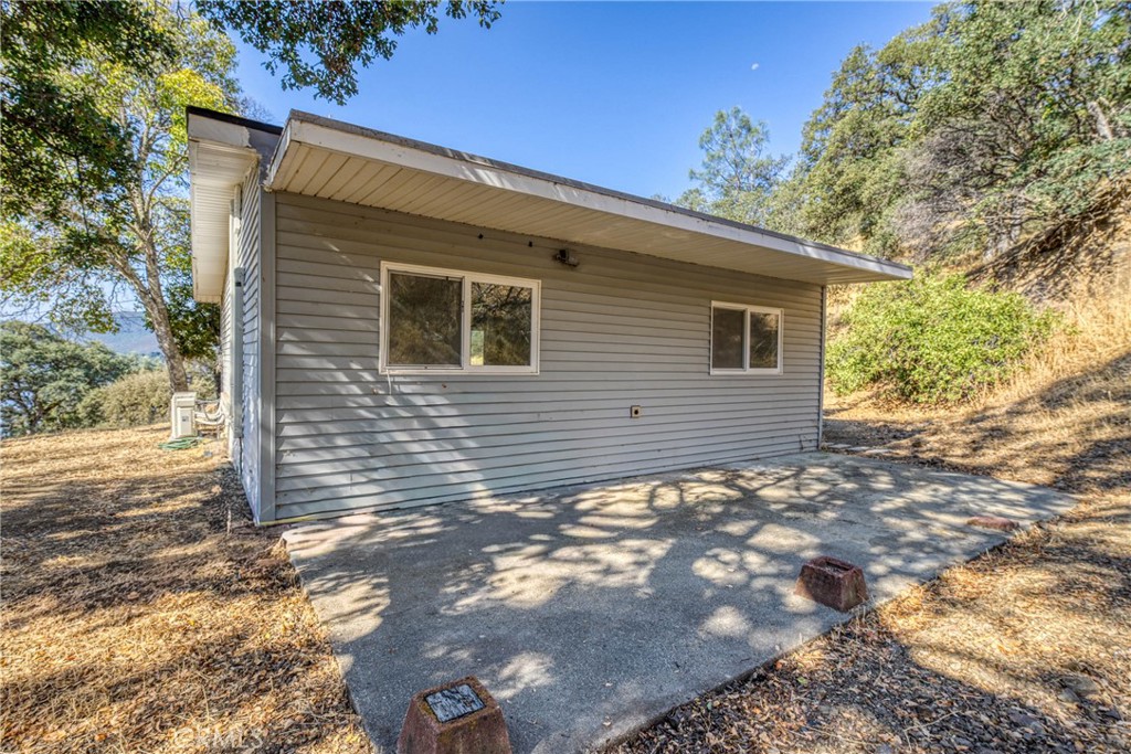 10670 Lakeshore Drive Property Photo 26