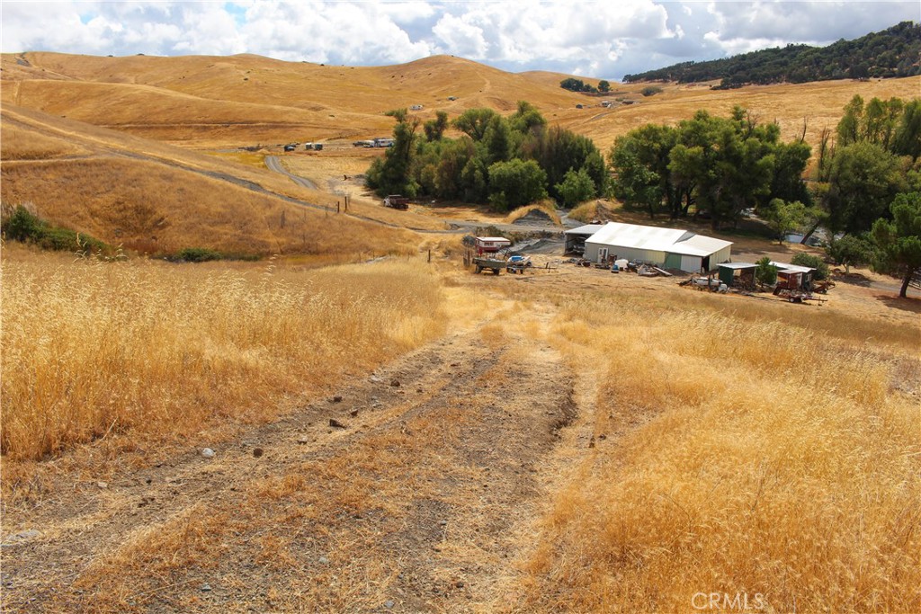 8740 Rocky Creek Rd Property Photo 6