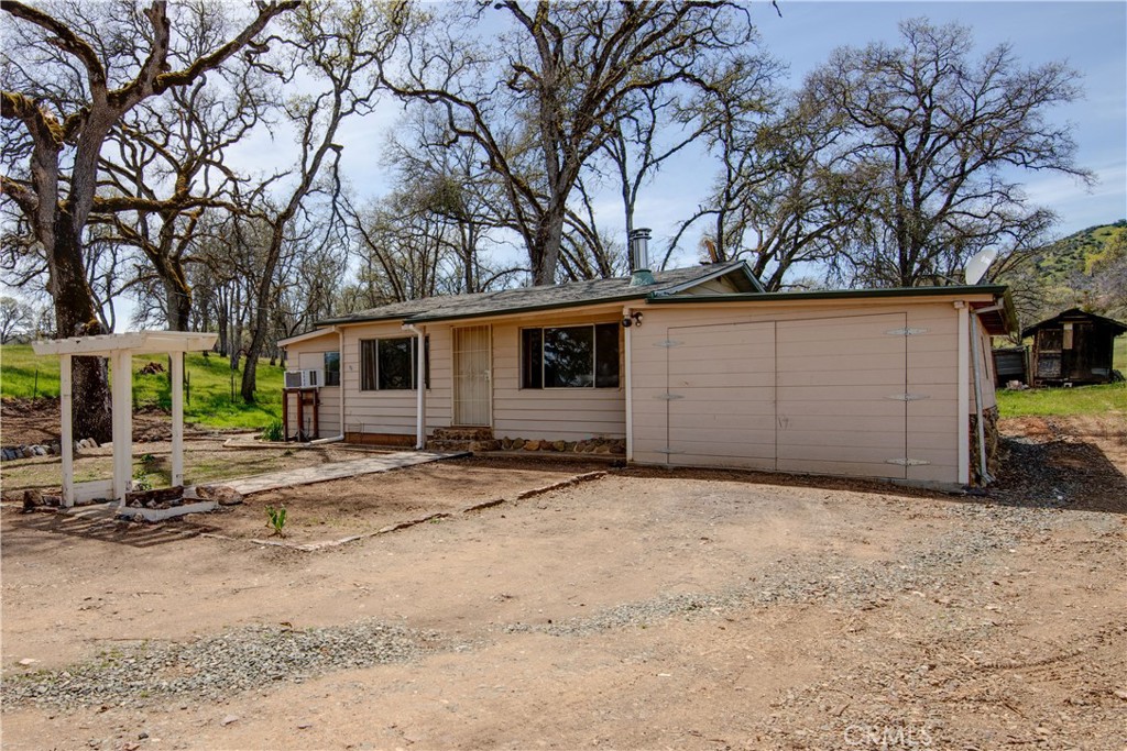 340 Fritch Road Property Photo 33