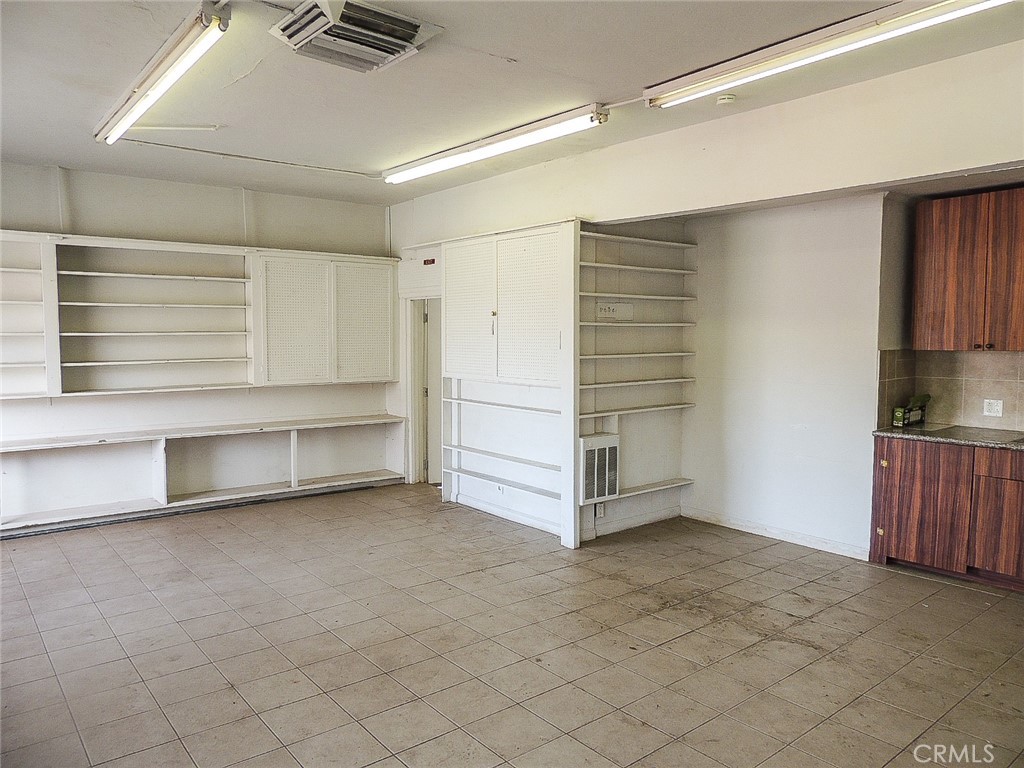 14531 Lakeshore Drive Property Photo 2